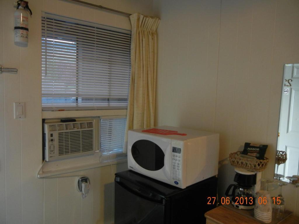 Holiday House Motel เพนทิกตัน ห้อง รูปภาพ